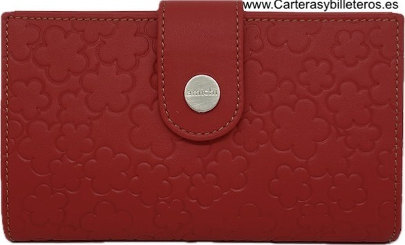 AMICHI WALLET FOR WOMAN IN LUXURY LEATHER WITH ENGRAVINGS OF AMICHI FLOWERS AND HEARTS 