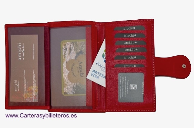 AMICHI WALLET FOR WOMAN IN LUXURY LEATHER WITH ENGRAVINGS OF AMICHI FLOWERS AND HEARTS 