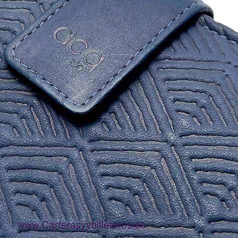 CARTERA GRANDE DE MUJER DE PIEL GRABADA CON DIBUJO ÉTNICO SELVÁTICO AZUL 