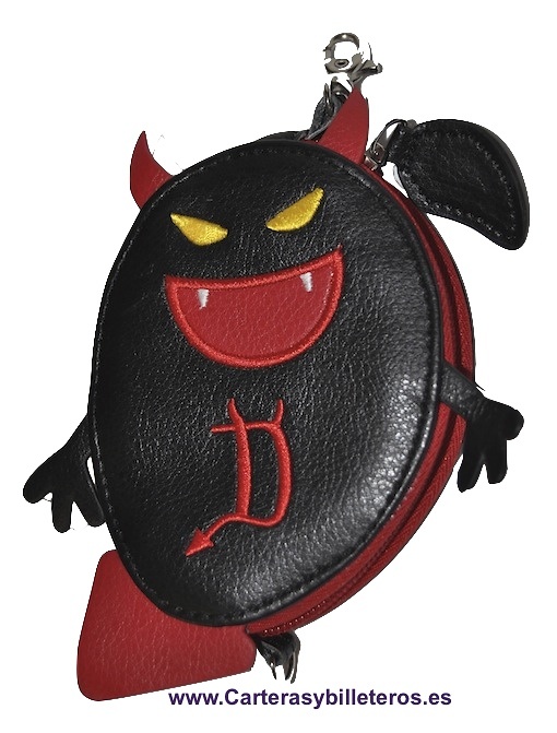 IMITATION LEATHER KEYCHAIN ​​PURSE AND METHOD OF DEMON 