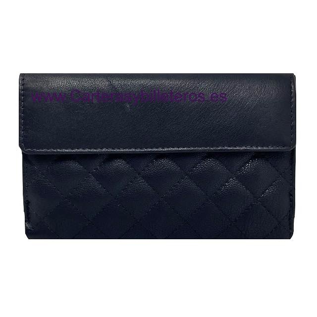 LARGE QUILTED NAPPA NAPPA LEATHER WOMEN'S WALLET WITH COIN POUCH 