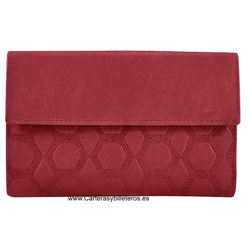 LARGE WOMEN'S LEATHER WALLET ENGRAVED WITH RHOMBOIDS AND HEXAGONS 