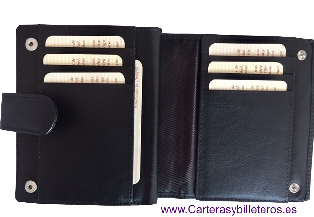 LEATHER WALLET FOR LEFT-HANDED WITH EXTERIOR CLOSURE 