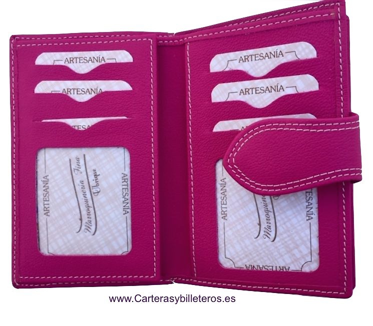 PINK WOMEN'S LEATHER WALLET UBRIQUE BEAR DECORATION 