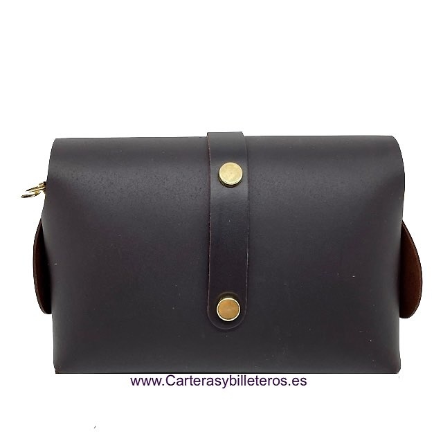 WOMEN'S LEATHER BAG WITH SHOULDER SHOULDER SHOULDER SHOULDER AND STRAP TO CARRY AROUND THE WAIST 