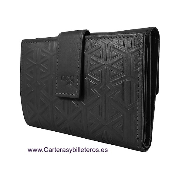 WOMEN'S LEATHER WALLET WITH ENGRAVED MODERNIST GEOMETRIC MOTIFS 