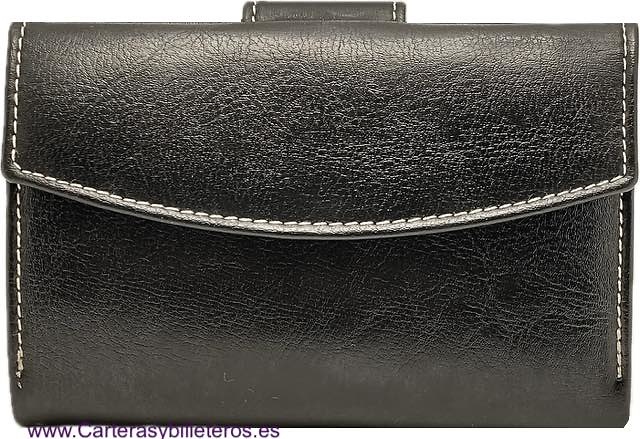 WOMEN'S MEDIUM WALLET IN BLACK LEATHER AND LEATHER AT THE BEST PRICE 