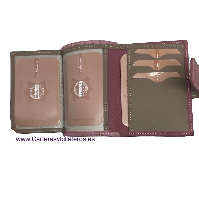 WOMEN'S MINI LEATHER WALLET ENGRAVED WITH CAPITAL LETTERING 