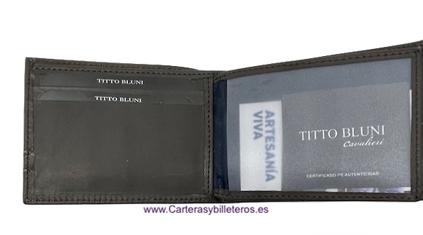 WOMEN'S SMALL LEATHER TITTO BLUNI WALLET 7 CARDS 