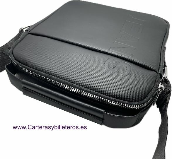 BOLSO DE HOMBRE CON ASA Y 4 BOLSILLOS NEGRO GRAPHITEC 