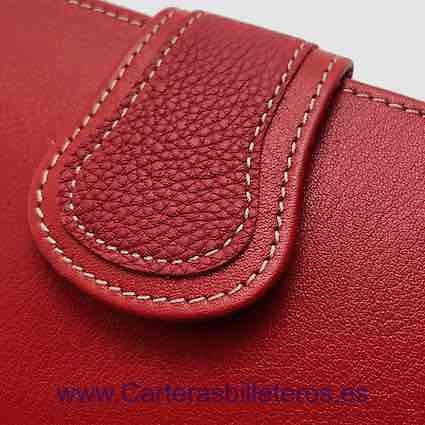 CARTERA DE MUJER DE PIEL UBRIQUE CON MONEDERO CREMALLERA ROJA 