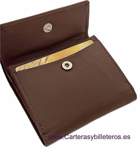 CARTERA MONEDERO DE PIEL CON BILLETERA PLEGADA Y MONEDERO EXTERIOR 