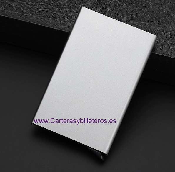 EXTRACTION AUTOMATIQUE DU PORTE-CARTES EN ALUMINIUM 