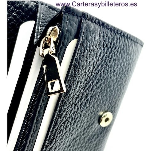 CARTERA PEQUEÑA DE MUJER EN PIEL QUE CABE EN LOS BOLSILLOS NEGRO 