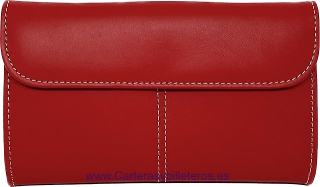 PORTEFEUILLE FEMME EN CUIR ROUGE UBRIQUE AVEC FERMETURE COCO 