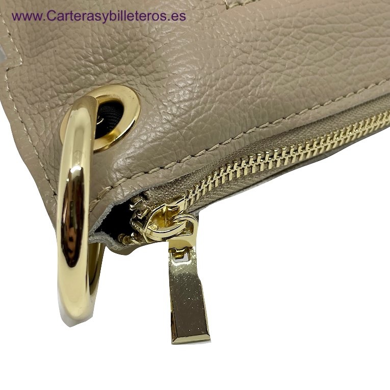 BORSA DA DONNA IN PELLE BEIGE CON FINITURE IN METALLO DORATO 